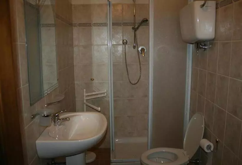 ホテル Agriturismo Colle Del Sole