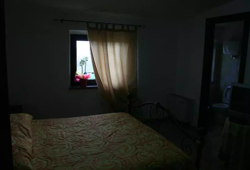 ホテル Agriturismo Colle Del Sole