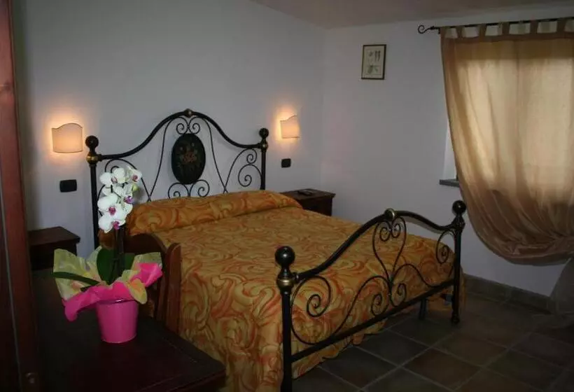 ホテル Agriturismo Colle Del Sole