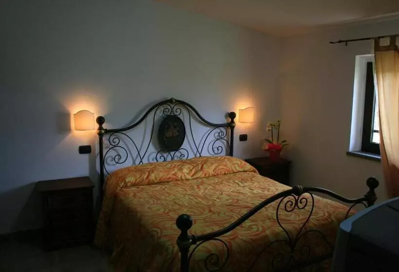 ホテル Agriturismo Colle Del Sole