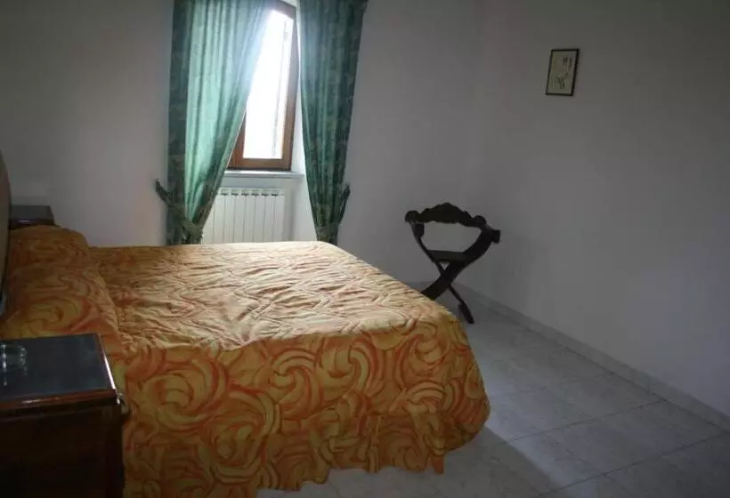 ホテル Agriturismo Colle Del Sole