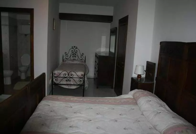 ホテル Agriturismo Colle Del Sole