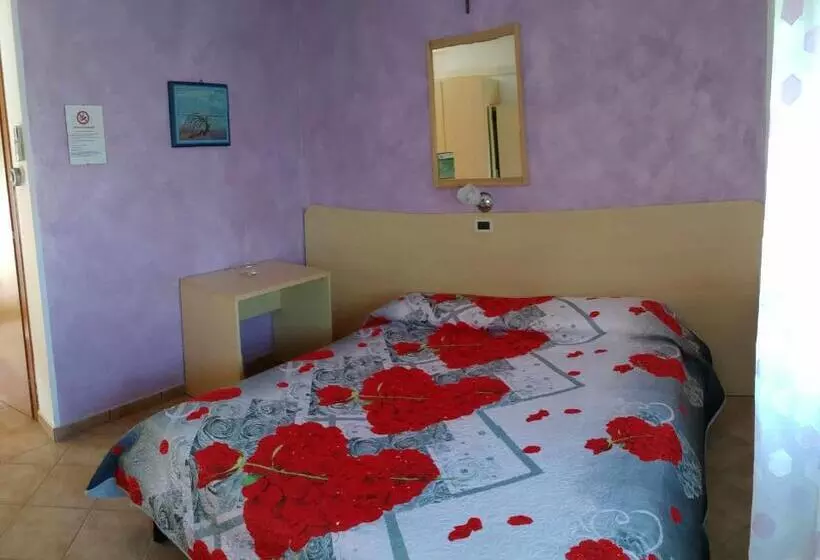 ホテル Agriturismo La Fraterna