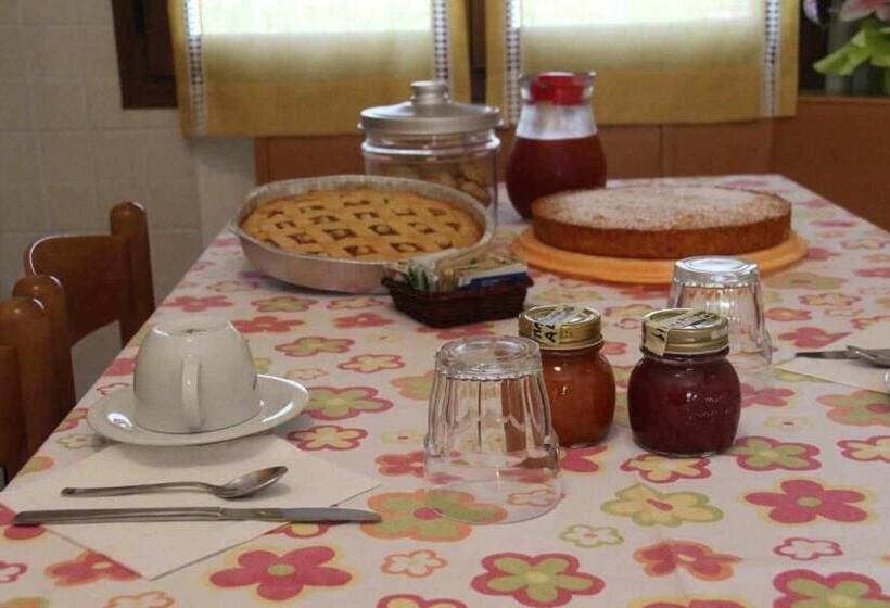 Отель Agriturismo La Fraterna