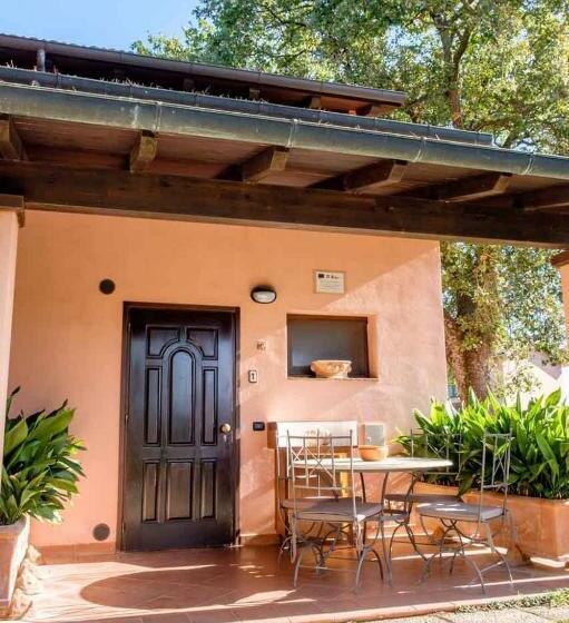 ホテル Agriturismo Poggio Corbello