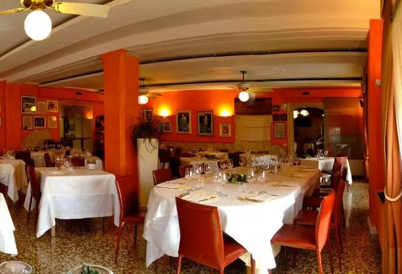 Hotelli Albergo Isetta