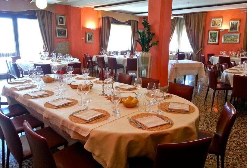 בית מלון כפרי Albergo Isetta