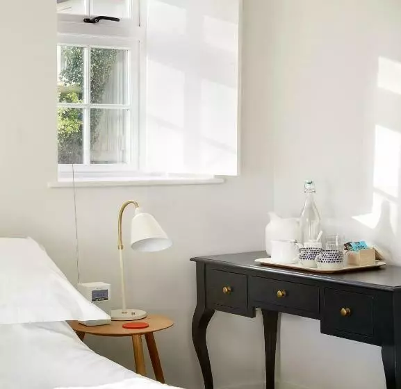 Hotelli Compasses Inn