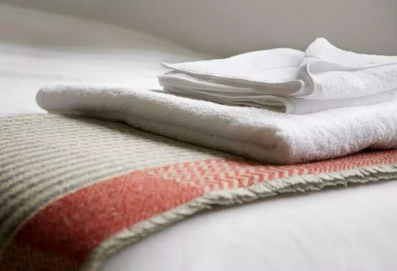 Hotelli Compasses Inn