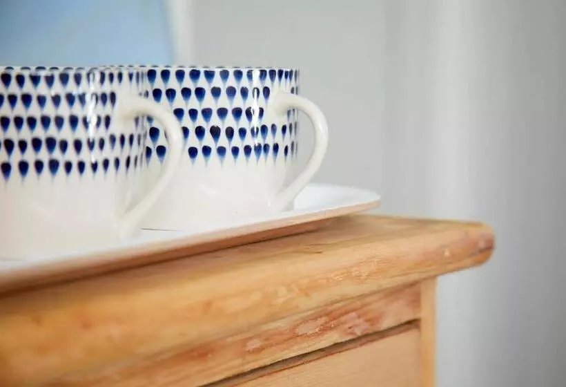 Hotelli Compasses Inn