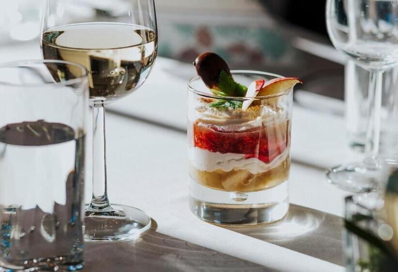 호텔 Friesacherhof