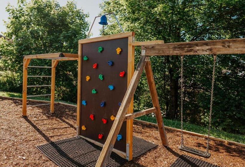 호텔 Friesacherhof