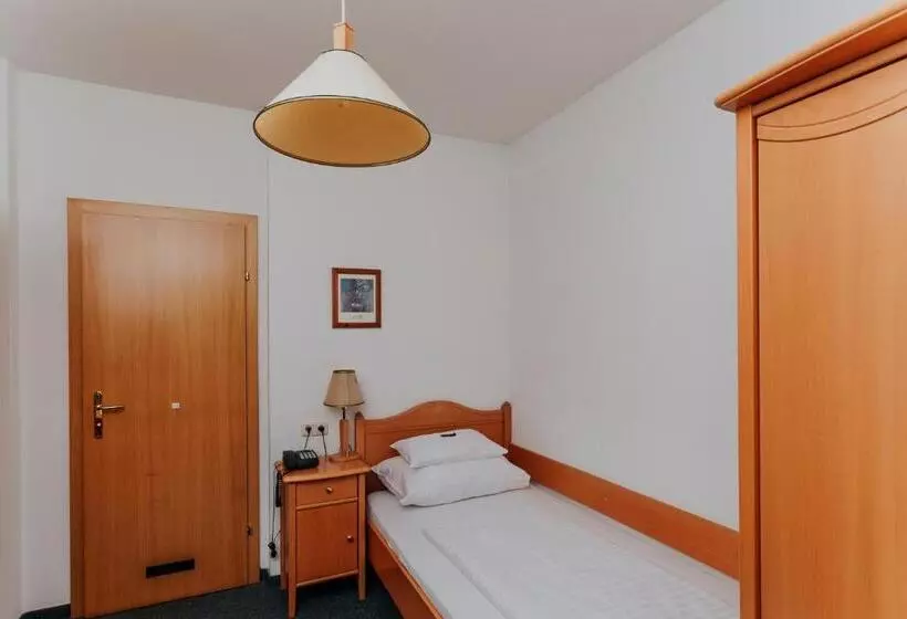 ホテル Friesacherhof