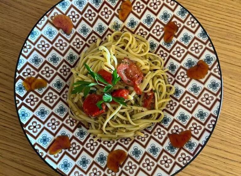 Hotelli Hôtel Restaurant Petra Cinta