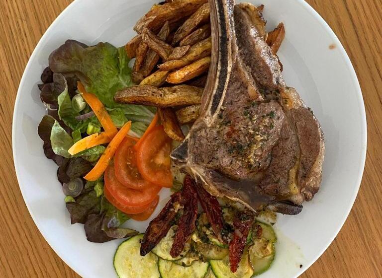 酒店 Hôtel Restaurant Petra Cinta