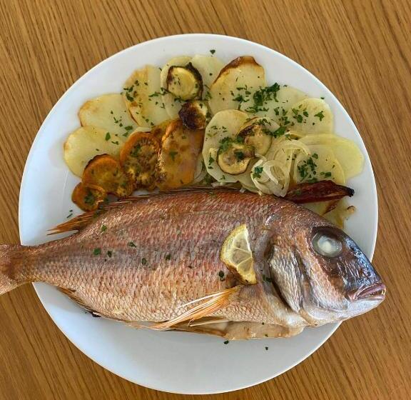 酒店 Hôtel Restaurant Petra Cinta