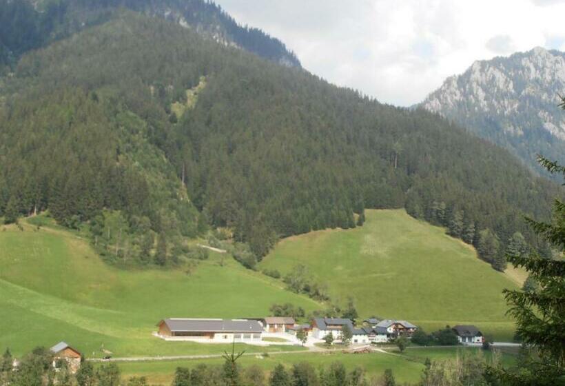 Отель Huberbauer