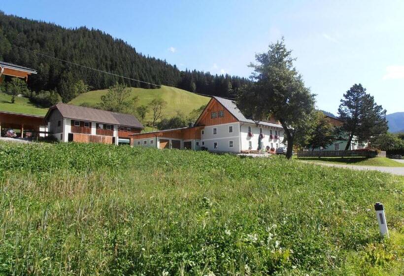 Отель Huberbauer