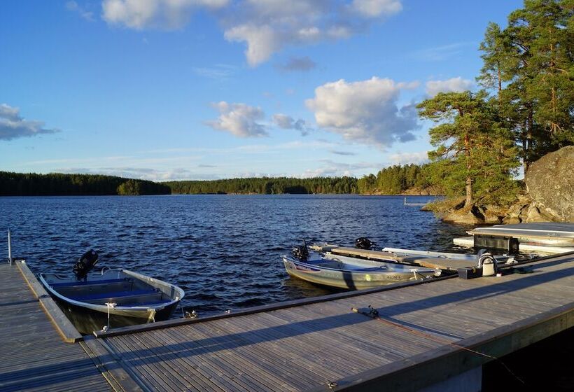 호텔 Långsjön Stugor & Camping