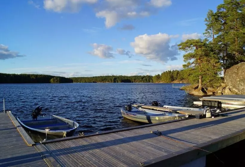 ホテル Långsjön Stugor & Camping