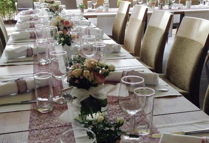 酒店 Restaurant Fidi