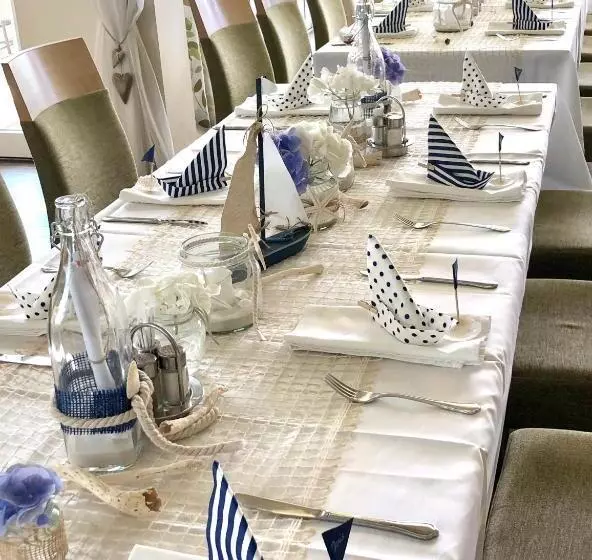 ホテル Restaurant Fidi