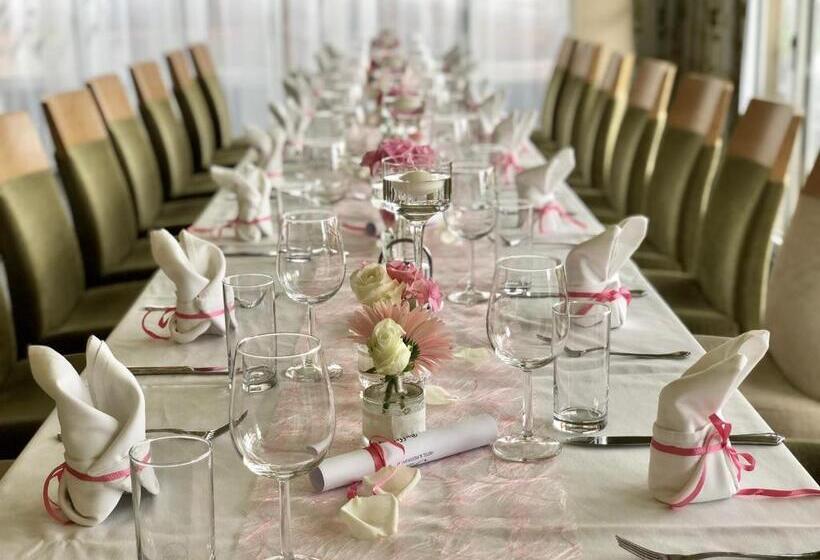 酒店 Restaurant Fidi