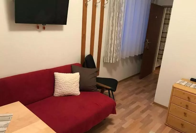 Hotelli Rettensteinerhof Wirtshaus