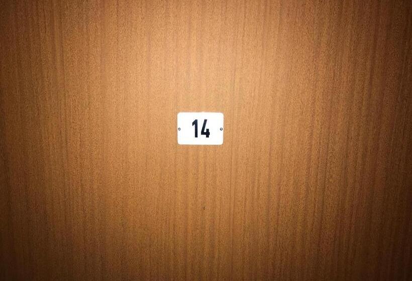 בית מלון כפרי Rettensteinerhof Wirtshaus