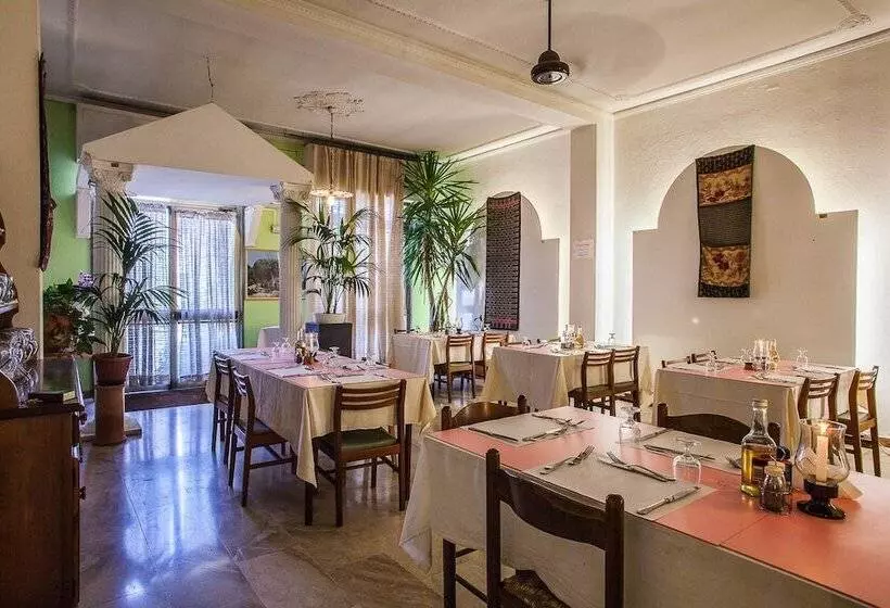 ホテル Villa Rosa