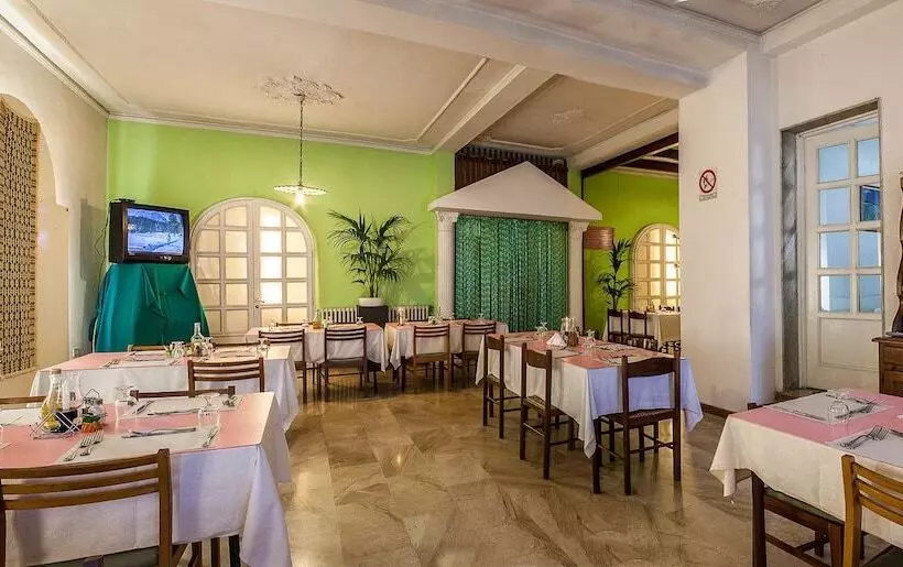 ホテル Villa Rosa