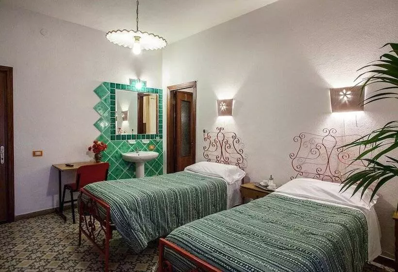 ホテル Villa Rosa