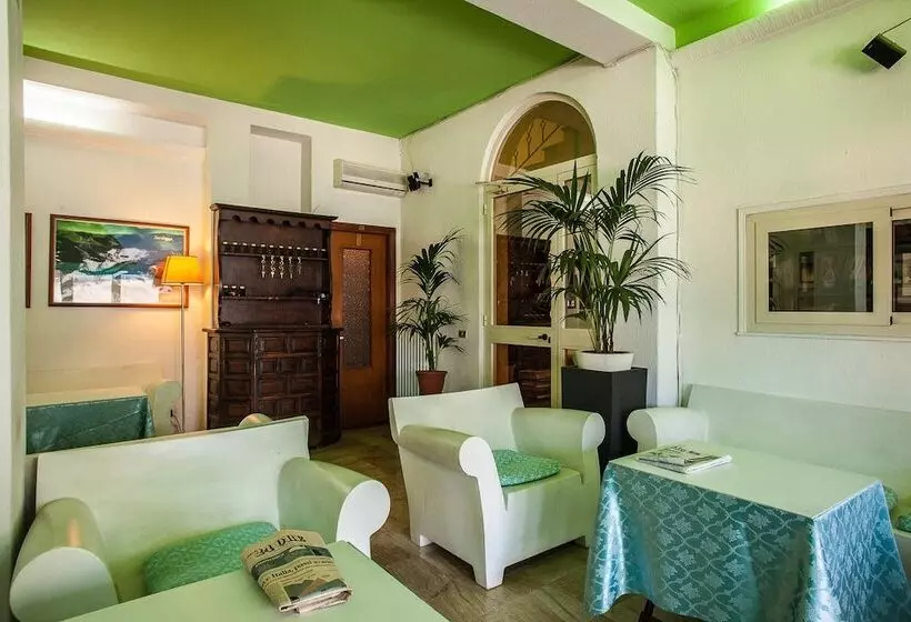 ホテル Villa Rosa