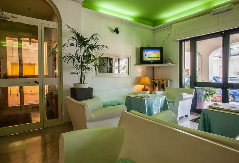 ホテル Villa Rosa