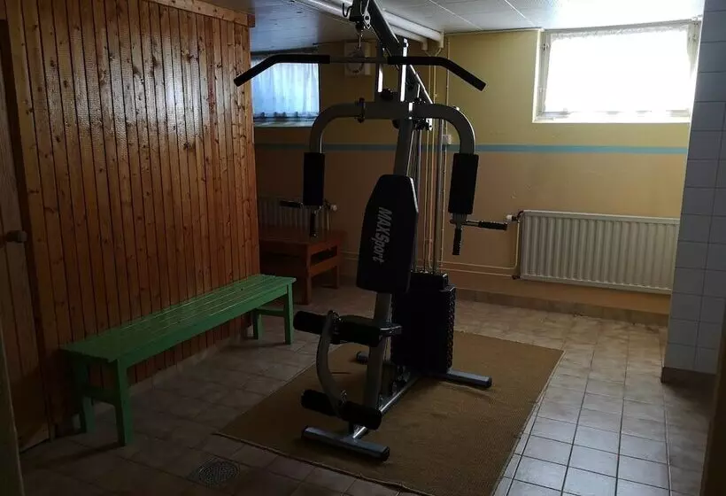 Lärjungagården   Hostel