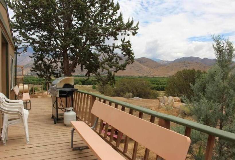 فندق على الطريق Lakeshore Lodge