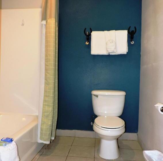 فندق على الطريق Riata Inn   Rankin