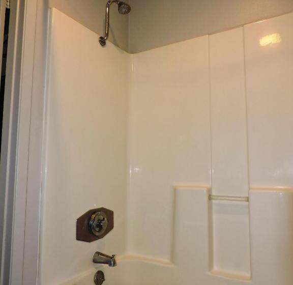 فندق على الطريق Riata Inn   Rankin