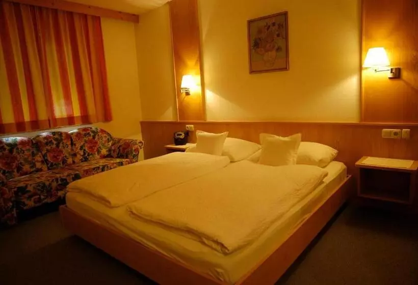 ペンション Haus Acherkogel