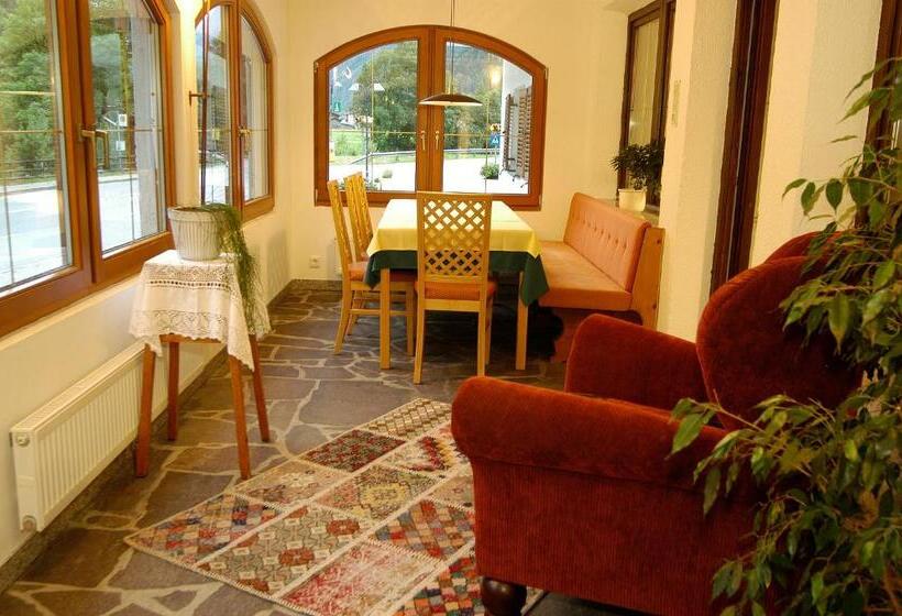 פנסיון Haus Acherkogel