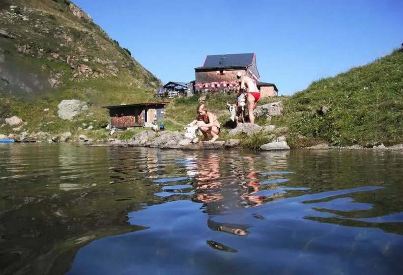 ペンション Haus Niedermoser