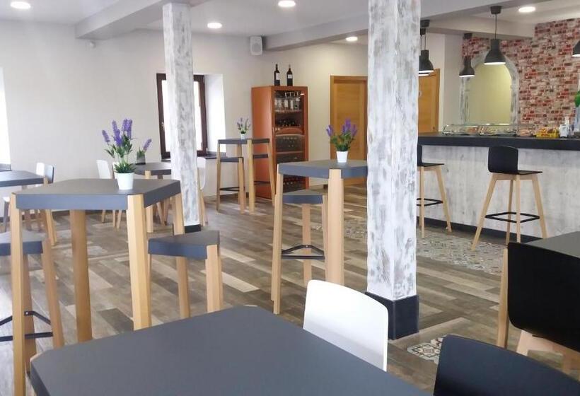 ペンション Posada La Bolera