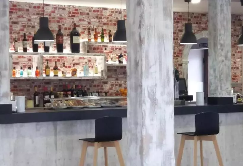 ペンション Posada La Bolera