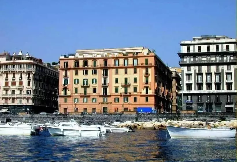 تختخواب و صبحانه I 34 Turchi