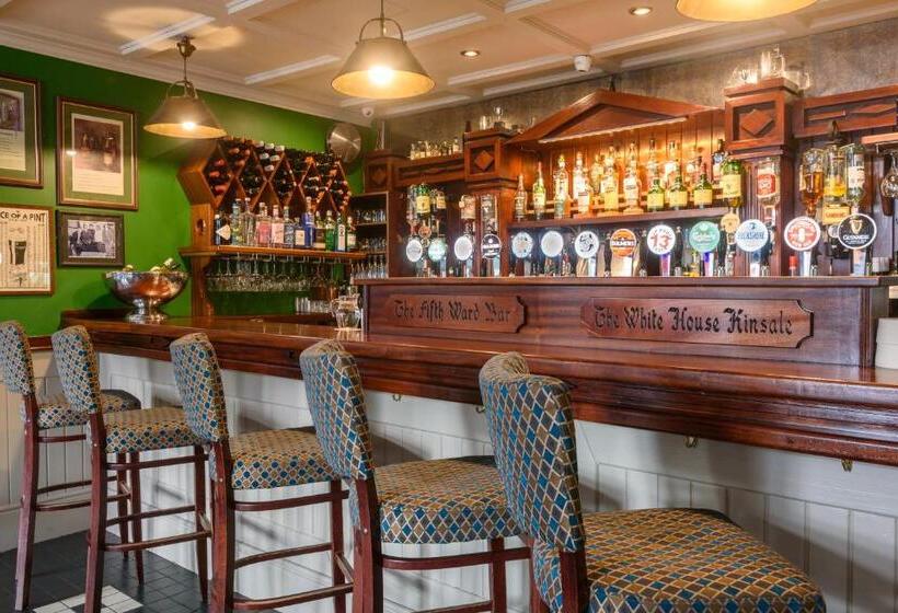 تختخواب و صبحانه The White House