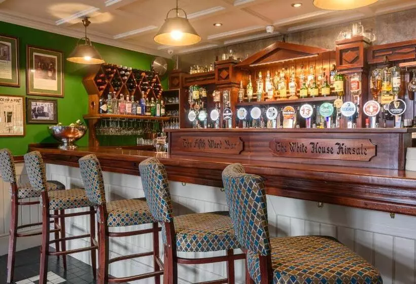 住宿加早餐 The White House