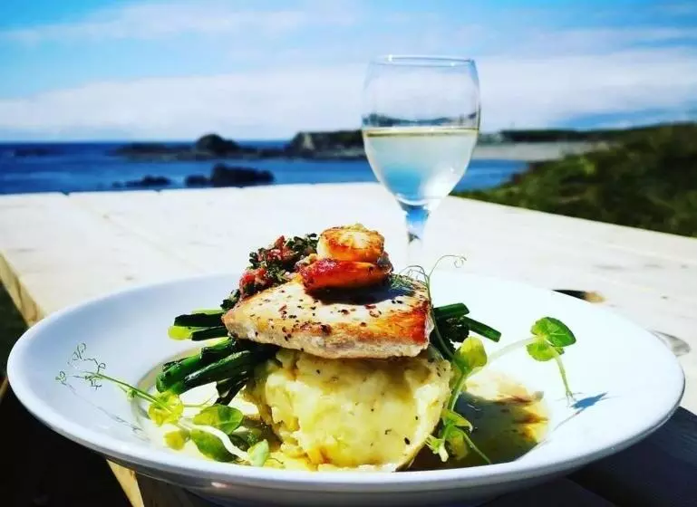 Doonmore Hotel, Bar & Restaurant