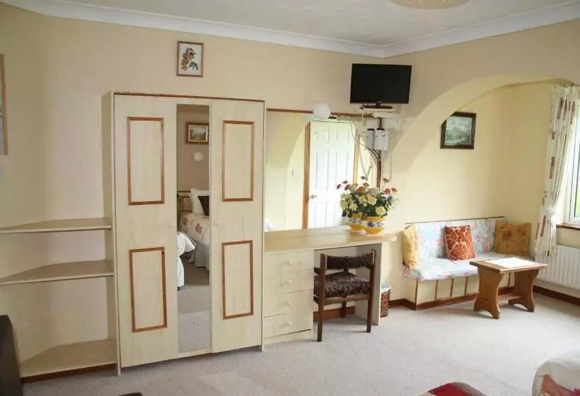 Hotel Corrib Wave Guest House