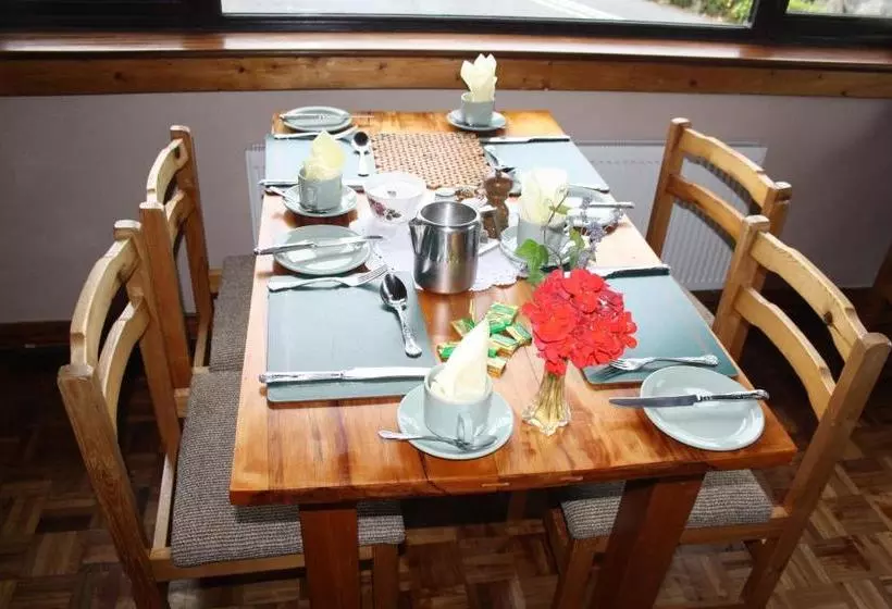 Hotel Corrib Wave Guest House