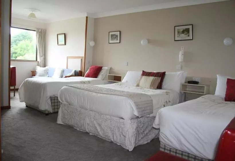Hotel Corrib Wave Guest House